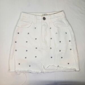Cotton On Western  Mini Skirt w/ Star Details – Frayed Hem & Front Slit sz 2